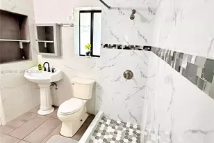 737 NE 127th St, North Miami, FL 33161 - Photo 13
