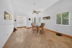 8514 SW 209th Ln, Cutler Bay, FL 33189 - Photo 17