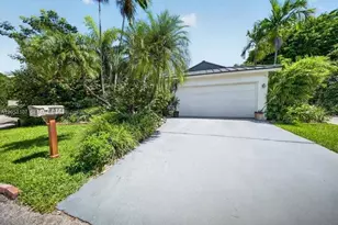 8514 SW 209th Ln, Cutler Bay, FL 33189 - Photo 7
