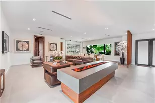 60 Shore Dr W, Miami, FL 33133 - Photo 7