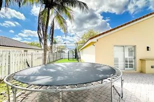 18795 NW 24th Ct, Pembroke Pines, FL 33029 - Photo 19