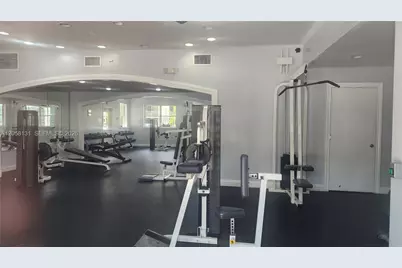 8290 Lake Dr #405, Doral, FL 33166 - Photo 21