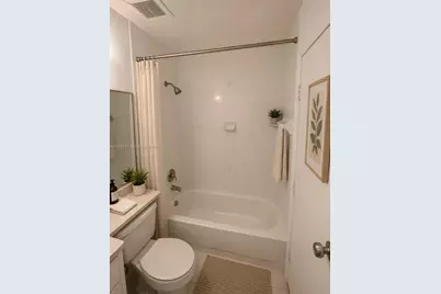 1650 NW 25th Ave #213, Miami, FL 33125 - Photo 5