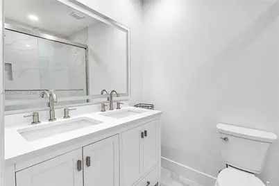 8720 NW 11th St, Pembroke Pines, FL 33024 - Photo 29