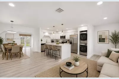 8720 NW 11th St, Pembroke Pines, FL 33024 - Photo 5