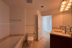 1111 SW 1st Ave, Miami, FL 33130 - Photo 15