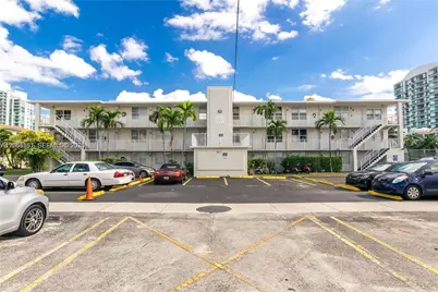 7921 West Dr #16, North Bay Village, FL 33141 - Photo 9