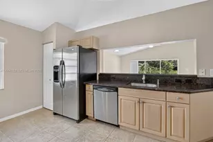 16249 NW 24th St, Pembroke Pines, FL 33028 - Photo 11