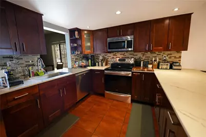 2200 NE 7th St, Hallandale Beach, FL 33009 - Photo 3