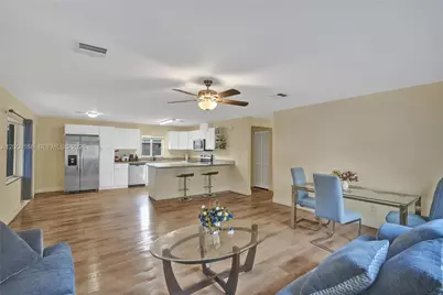 2820 NW 4th St, Pompano Beach, FL 33069 - Photo 5