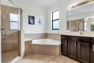 3506 W 106th Terrace, Hialeah, FL 33018 - Photo 23