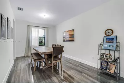 3506 W 106th Ter, Hialeah, FL 33018 - Photo 7