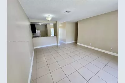 3724 NW 115th Ave #2724, Coral Springs, FL 33065 - Photo 5