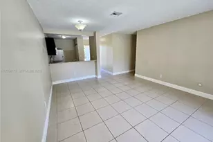 3724 NW 115th Ave, Coral Springs, FL 33065 - Photo 5