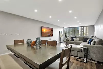 8030 Hampton Blvd #211, North Lauderdale, FL 33068 - Photo 13