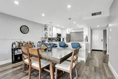 8030 Hampton Blvd #211, North Lauderdale, FL 33068 - Photo 11