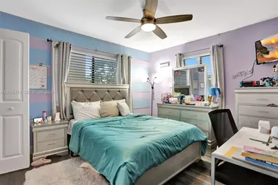 8030 Hampton Blvd #211, North Lauderdale, FL 33068 - Photo 19