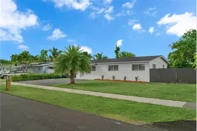 9520 Lisa Rd, Cutler Bay, FL 33157 - Photo 31