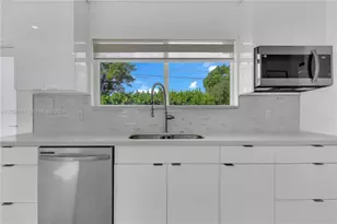 9520 Lisa Rd, Cutler Bay, FL 33157 - Photo 9