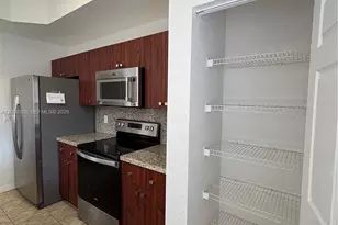 4931 N Harbor Isles Dr, Dania Beach, FL 33312 - Photo 7