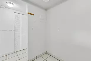 1825 W 44th Pl, Hialeah, FL 33012 - Photo 19
