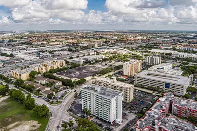 1825 W 44th Pl #509, Hialeah, FL 33012 - Photo 3