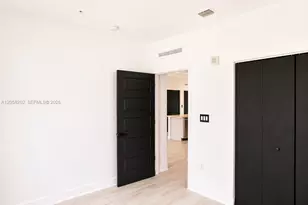 4740 NW 84th Ct, Doral, FL 33166 - Photo 15
