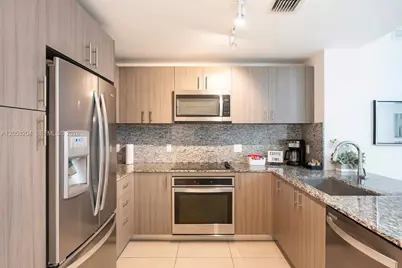 5350 NW 84th Ave #403, Doral, FL 33166 - Photo 9