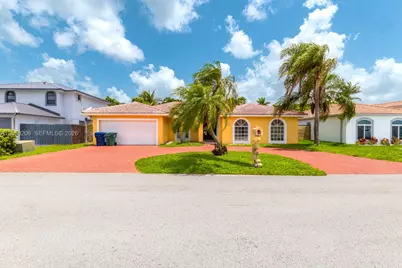 15233 SW 141st St, Miami, FL 33196 - Photo 1