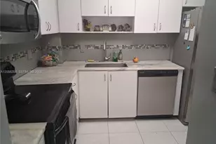 4400Hillcrest Hillcrest Dr, Hollywood, FL 33021 - Photo 7