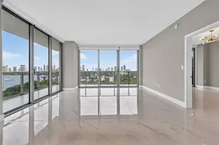 16385 Biscayne Blvd, North Miami Beach, FL 33160 - Photo 1