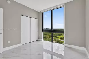 16385 Biscayne Blvd, North Miami Beach, FL 33160 - Photo 19