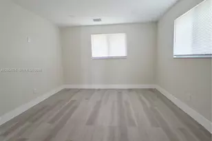 601 NE 1st St, Pompano Beach, FL 33060 - Photo 3