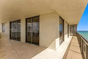 16275 Collins Ave, Sunny Isles Beach, FL 33160 - Photo 23