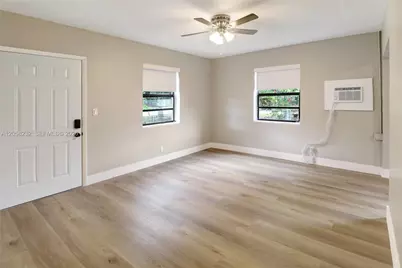 524 NW 21st Ave, Fort Lauderdale, FL 33311 - Photo 15