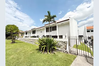 1990 Brickell Ave #K, Miami, FL 33129 - Photo 27