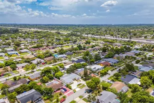 4930 NW 17th St, Lauderhill, FL 33313 - Photo 43