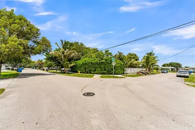 3611 SW 36th St, West Park, FL 33023 - Photo 41