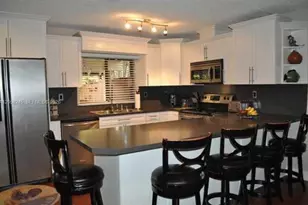9196 SW 128th Ln, Miami, FL 33176 - Photo 9