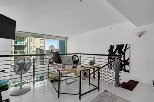 41 SE 5th St, Miami, FL 33131 - Photo 13