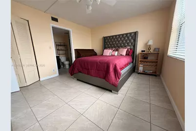 7620 NW 18th St #403, Margate, FL 33063 - Photo 3