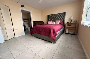 7620 NW 18th St, Margate, FL 33063 - Photo 3