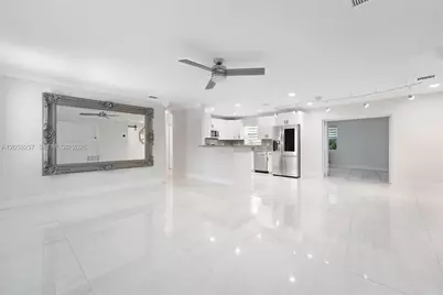 309 SE 3rd Ter, Deerfield Beach, FL 33441 - Photo 7