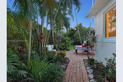 830 NE 83rd St, Miami, FL 33138 - Photo 53