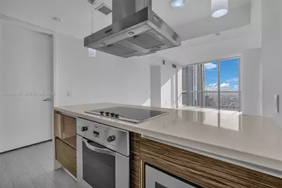 1100 Biscayne Blvd #4308, Miami, FL 33132 - Photo 19