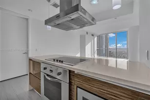 1100 Biscayne Blvd, Miami, FL 33132 - Photo 19