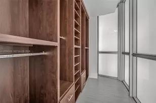 1100 Biscayne Blvd, Miami, FL 33132 - Photo 39