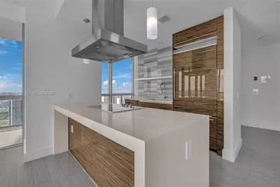 1100 Biscayne Blvd #4308, Miami, FL 33132 - Photo 15
