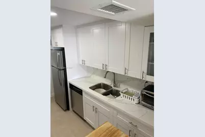150 Ocean Lane Dr #8B, Key Biscayne, FL 33149 - Photo 7