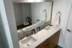 150 Ocean Ln Dr, Key Biscayne, FL 33149 - Photo 17
